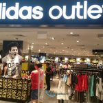 Hàng outlet là gì. Ảnh bìa